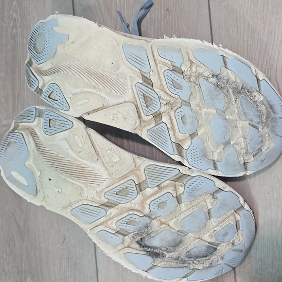 Hoka One One Women's Clifton 9 Athletic Running Shoes Sz 10B - Picture 12 of 16